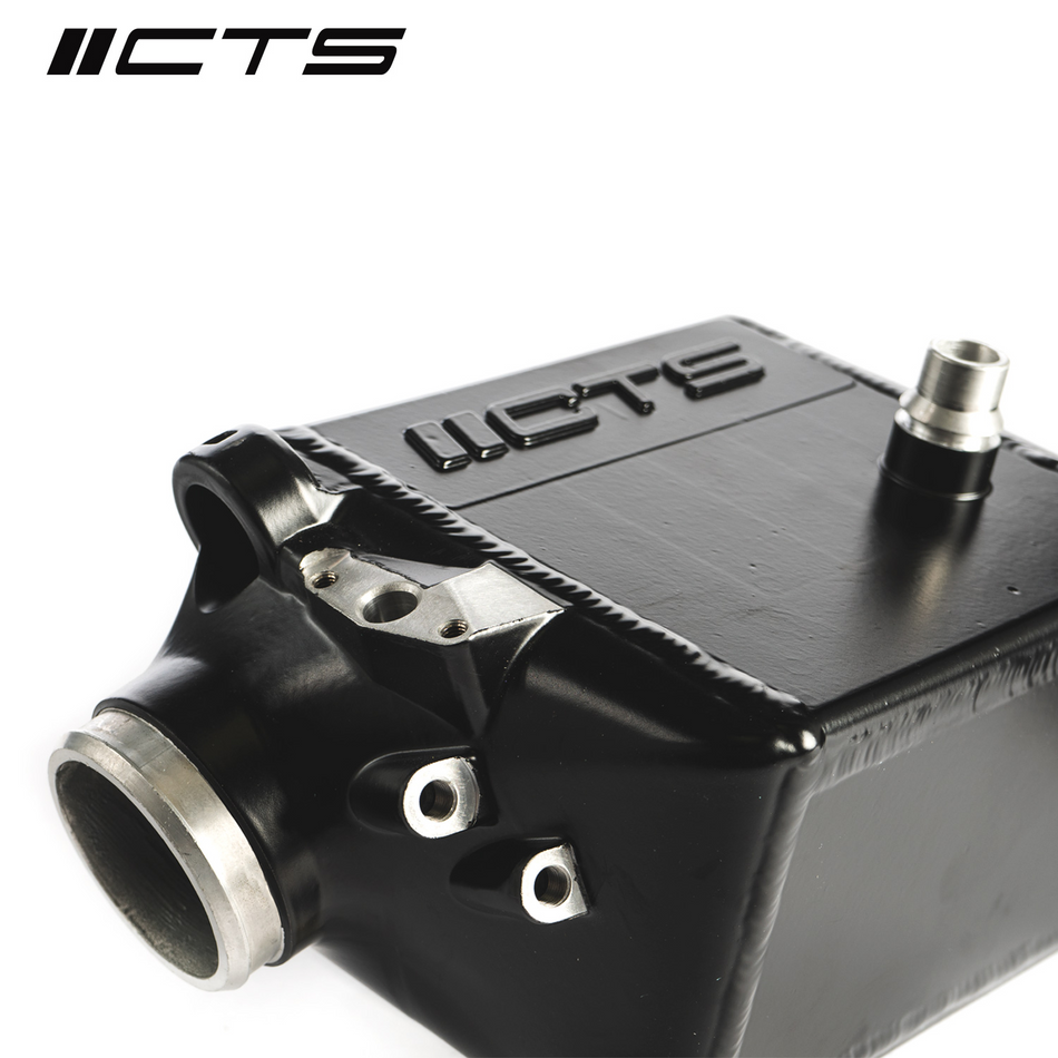 CTS Turbo BMW F90 M5/M5C & F91/F92/F93 M8/M8C Päivitetyt Jäähdyttimet