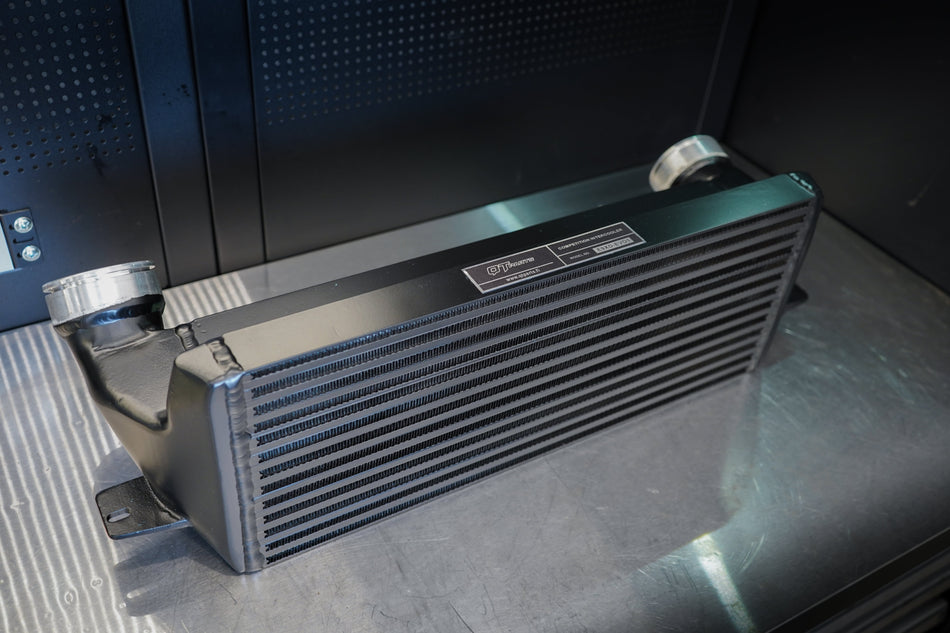 QT Evo 1 Välijäähdytin E8x/E9x 25d, 30d, 35d M57 & 135i, 335i N54, N55