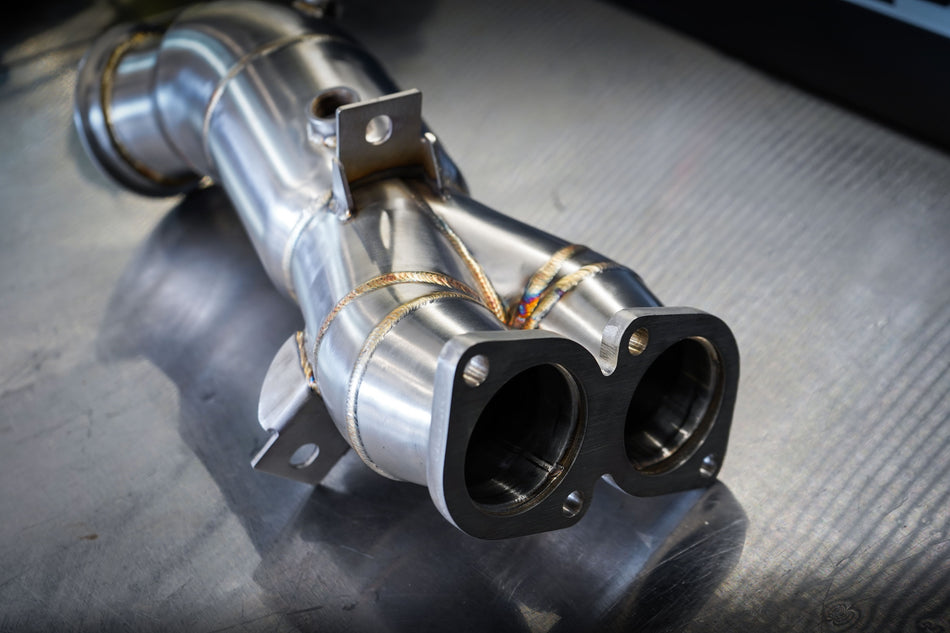 QT Downpipe N55 - E-Sarja (135i, 335i)