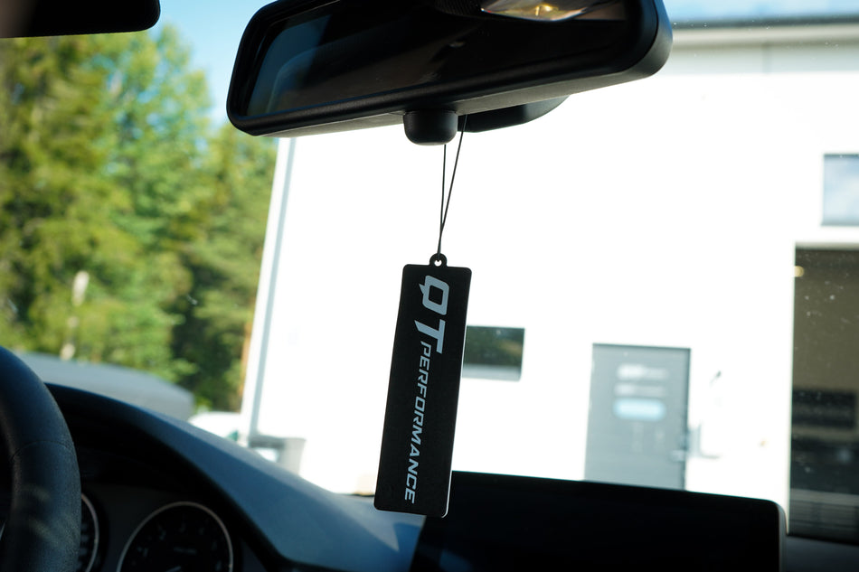 QT Hajuste / Ilmanraikastin (Cologne, Black Ice, Cool Water, New Linen, Litchi)
