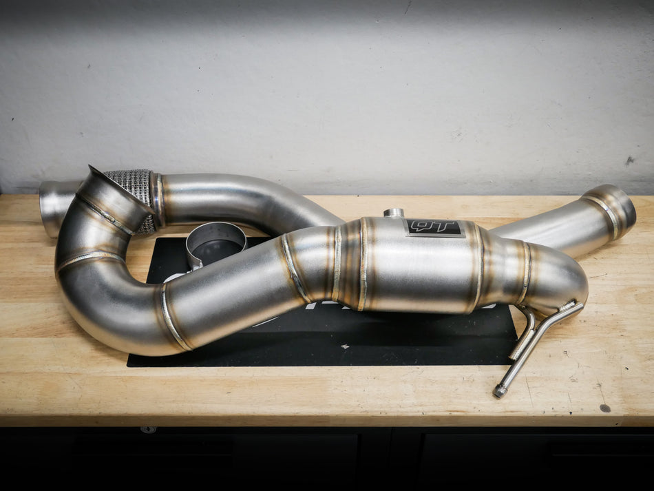 QT Downpipe Mercedes M133 (W176 A45, CLA45 AMG) 