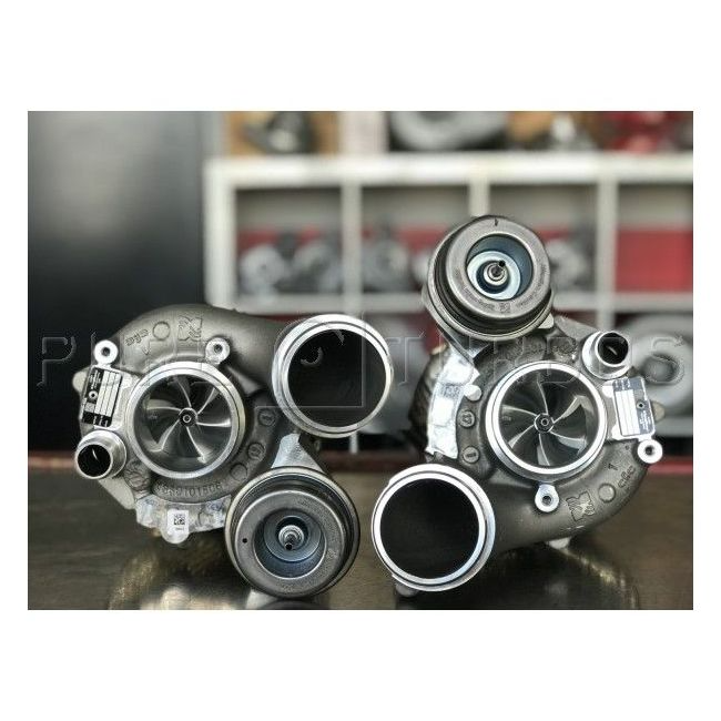 Pure 900 Turbos - Mercedes E63s
